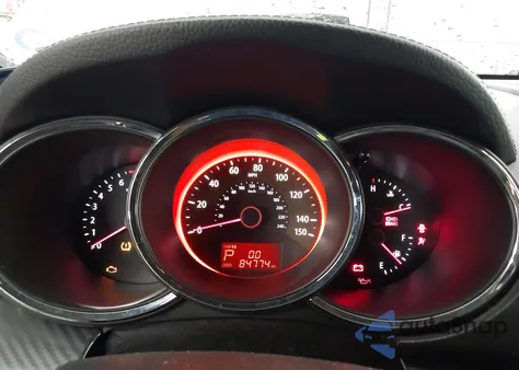 2011 Kia Sorento Sx V6 z USA, uszkodzony, nr VIN 5XYKW4A21BG105660